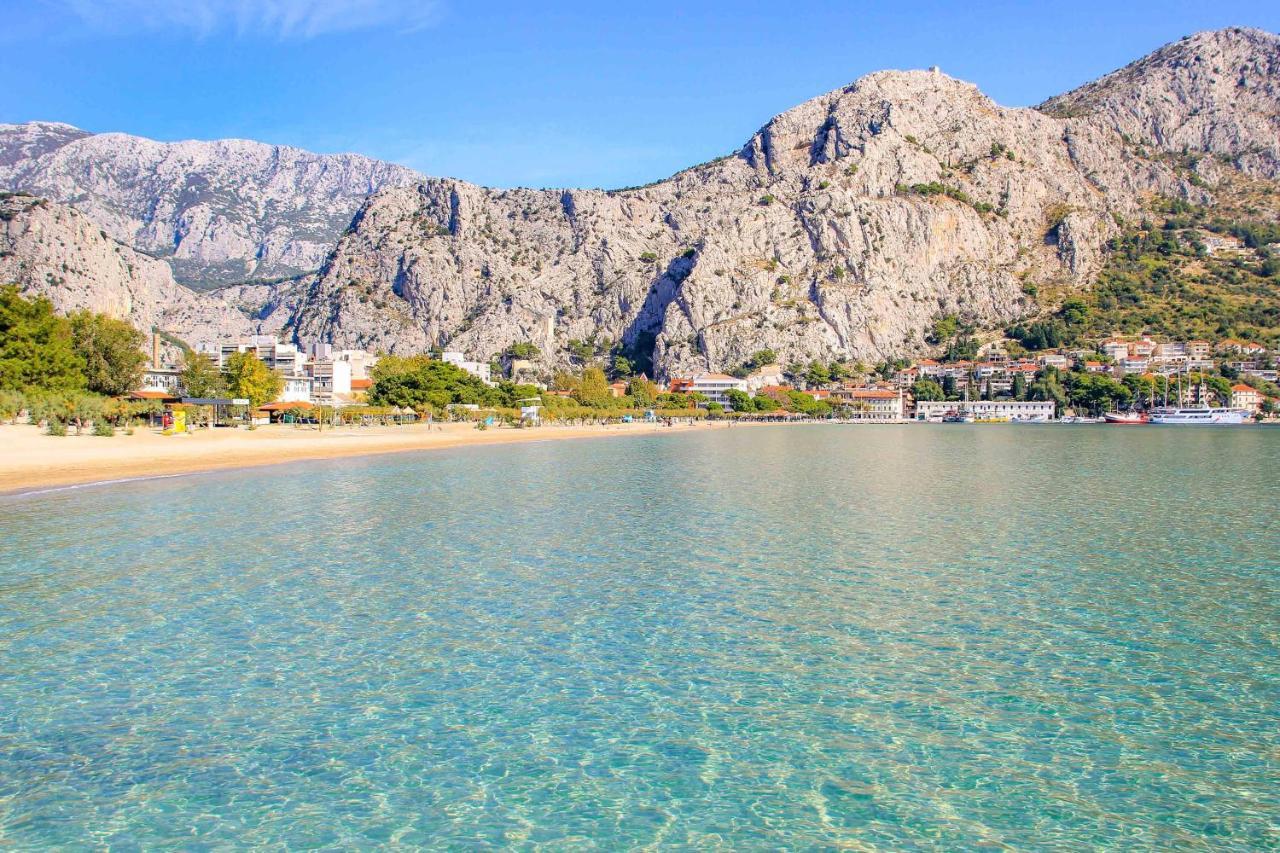 Luxury 4 Star, Amazing View With Free Parking Omis