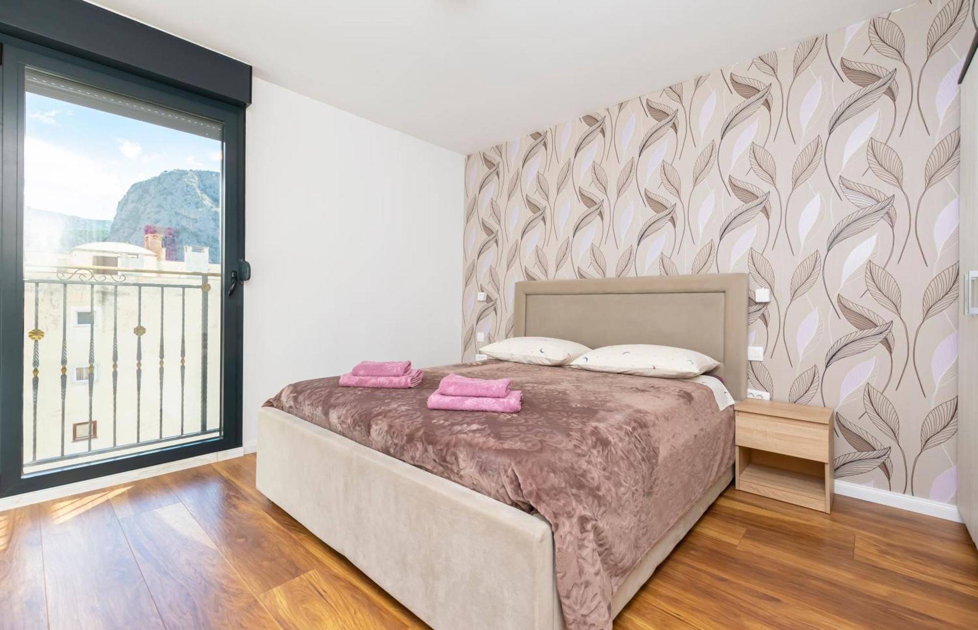 Luxury 4 Star, Amazing View With Free Parking * Omis